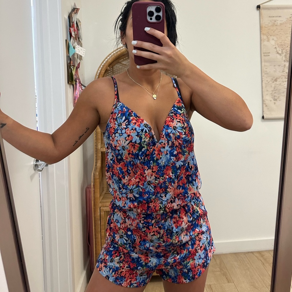 Floral mini jumpsuit